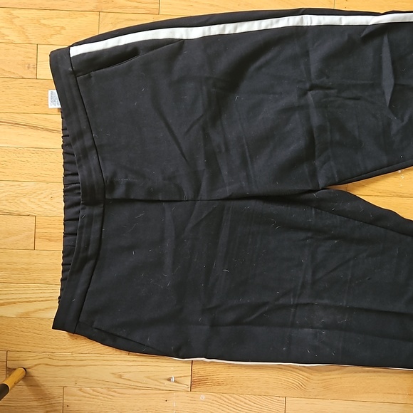 Old navy stripe pants - Picture 2 of 3